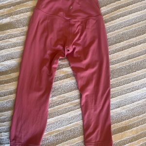 Lululemon capris size 8